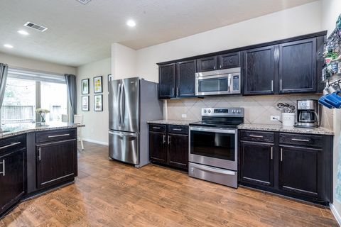 Tiny photo for 8218 E Pine Creek Bend, Cypress, TX 77433 (MLS # 48024459)