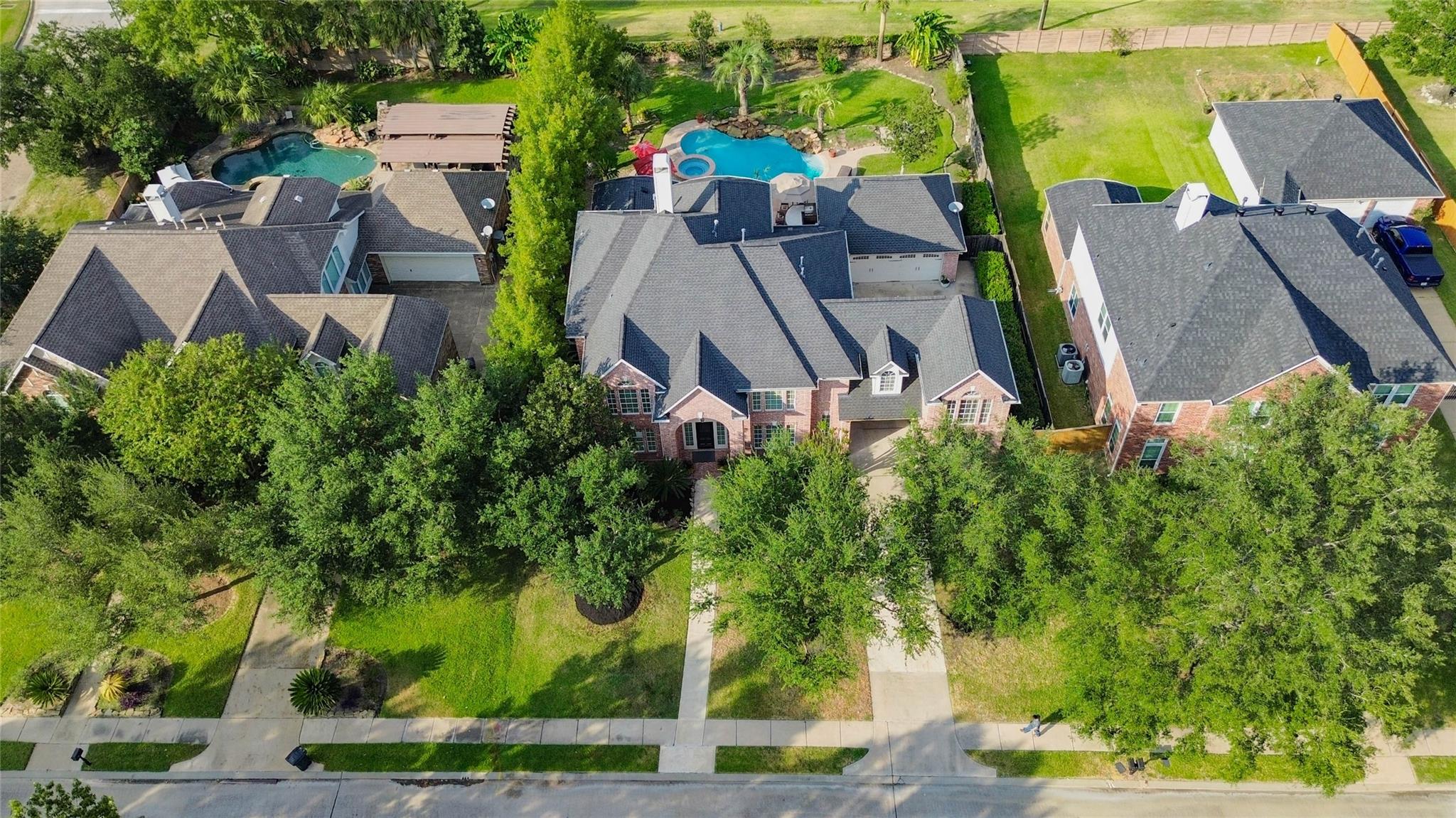 26406 Wedgewood Park