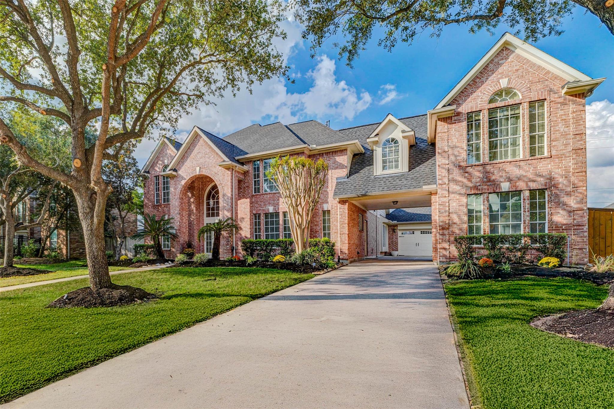 26406 Wedgewood Park