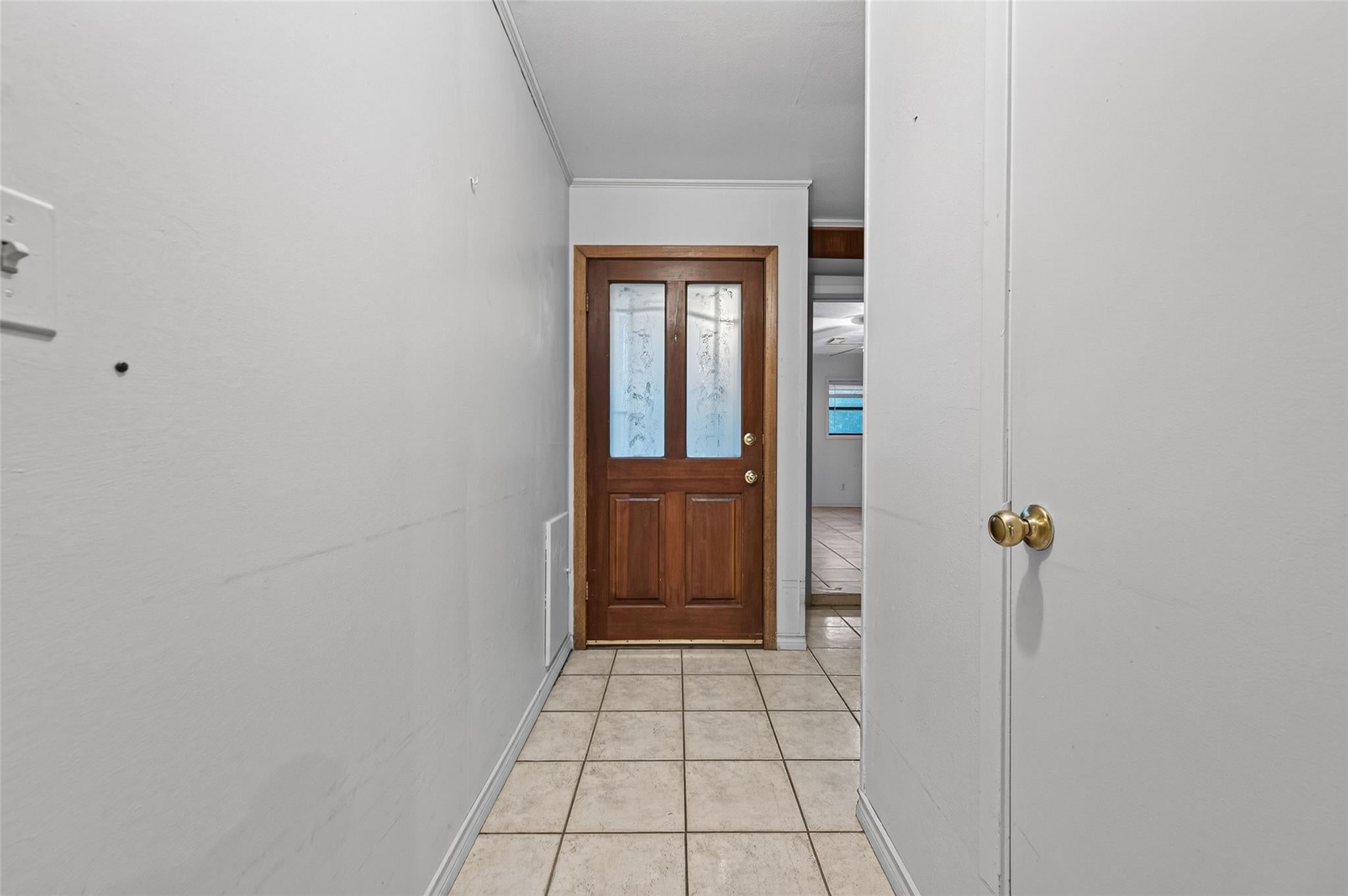 10063 Lake Shore Drive