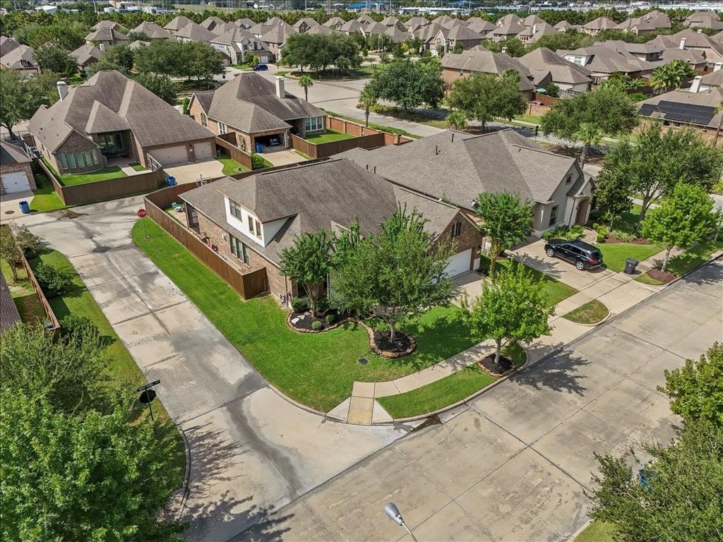 Photo of 606 W Fork, Webster, TX 77598 (MLS # 56451952)