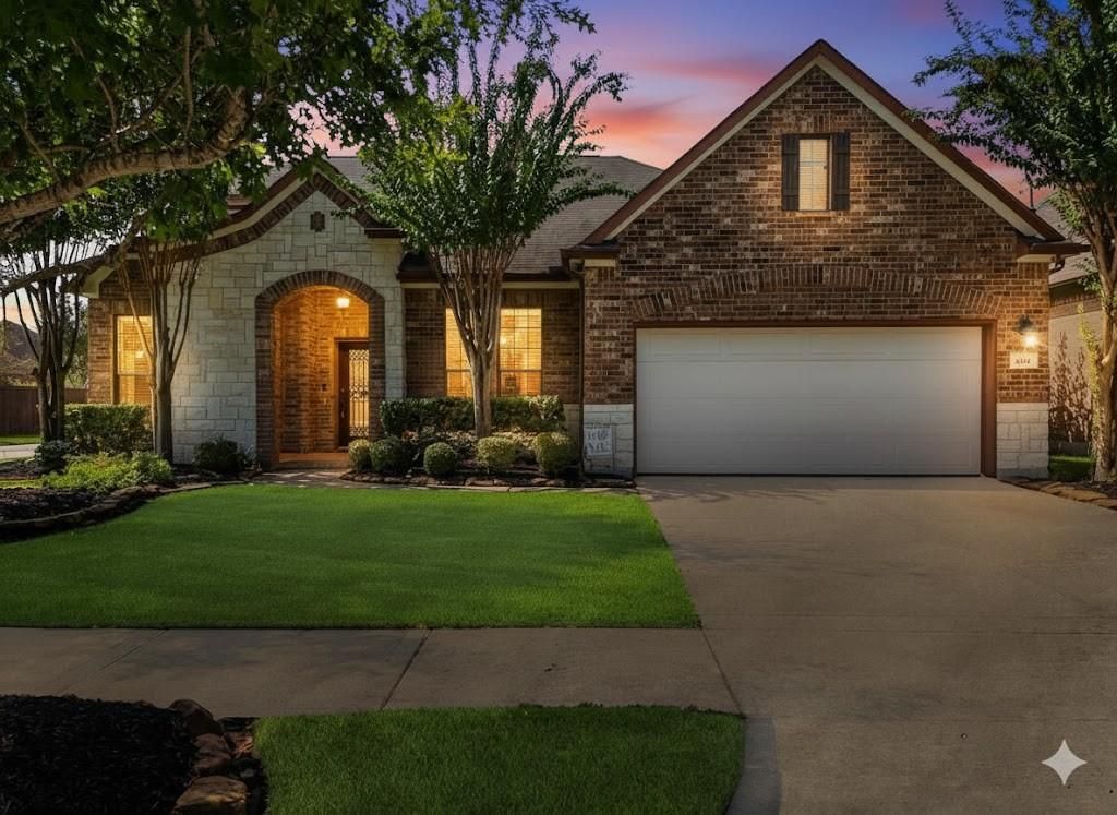 Photo of 606 W Fork, Webster, TX 77598 (MLS # 56451952)