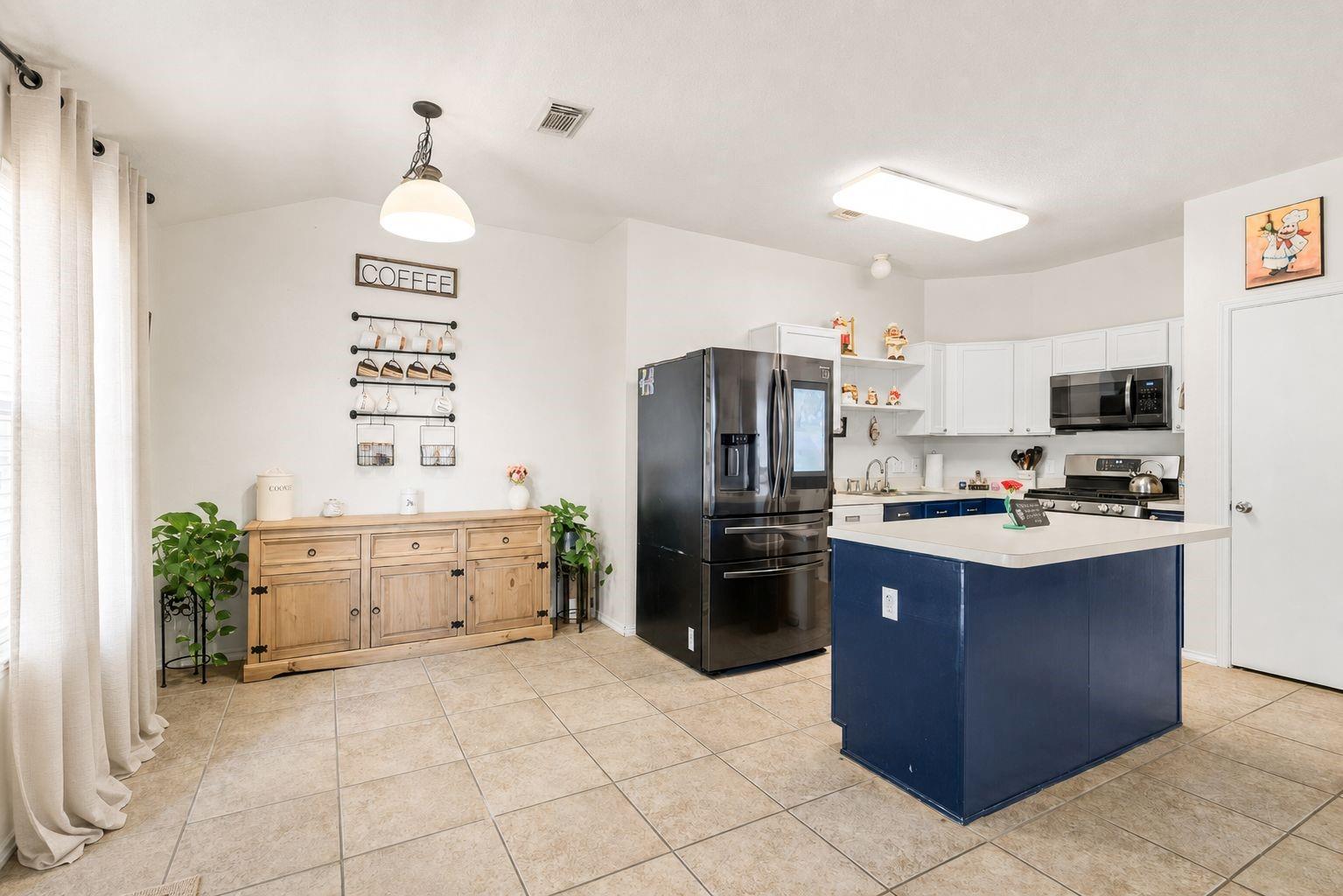 4823 Sable Field Lane