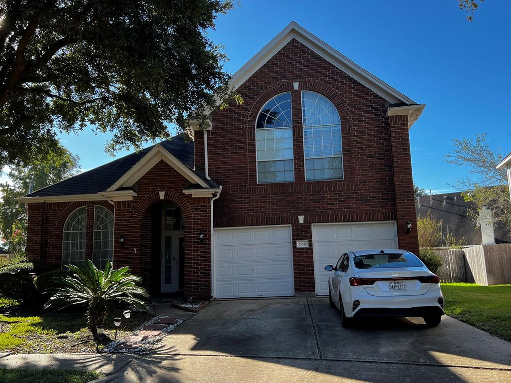 Photo of 15611 Brookwood Lake Place, Sugar Land, TX 77498 (MLS # 92815204)