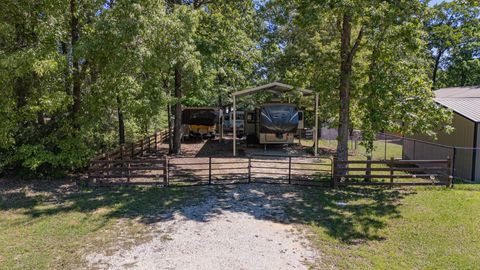 Photo of 211 Acorn Drive, Point Blank, TX 77364 (MLS # 19182596)