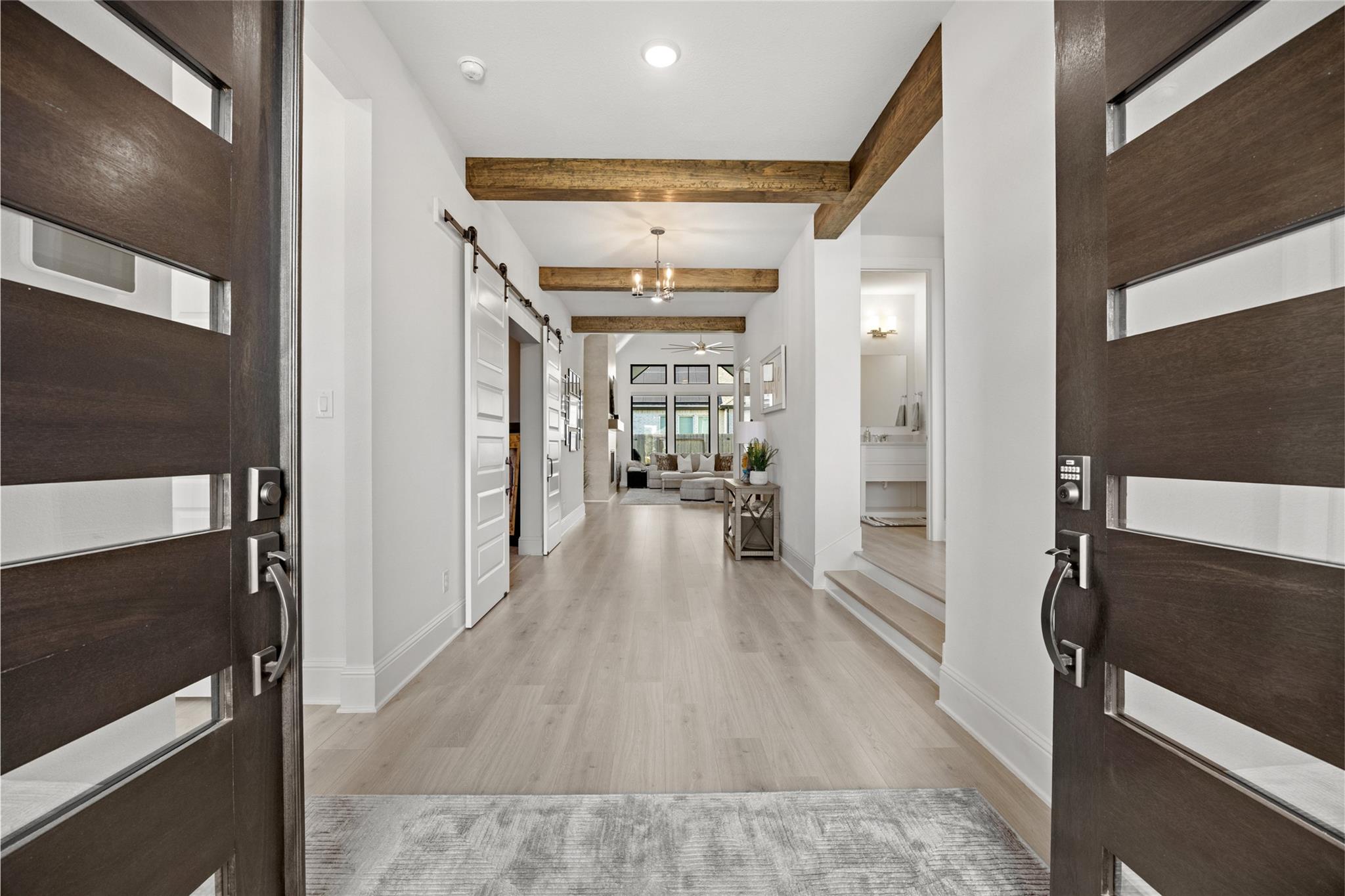 4810 Creekbend Drive