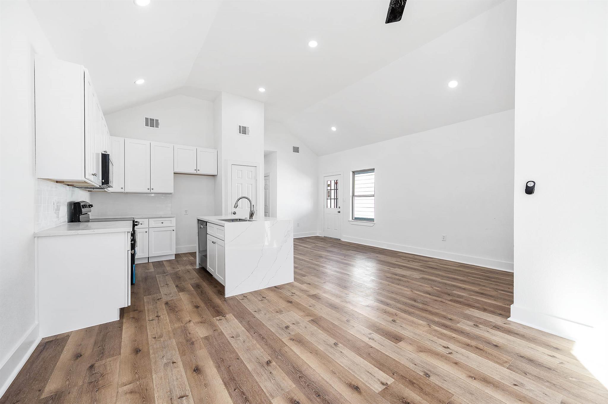 16982 W Hammon