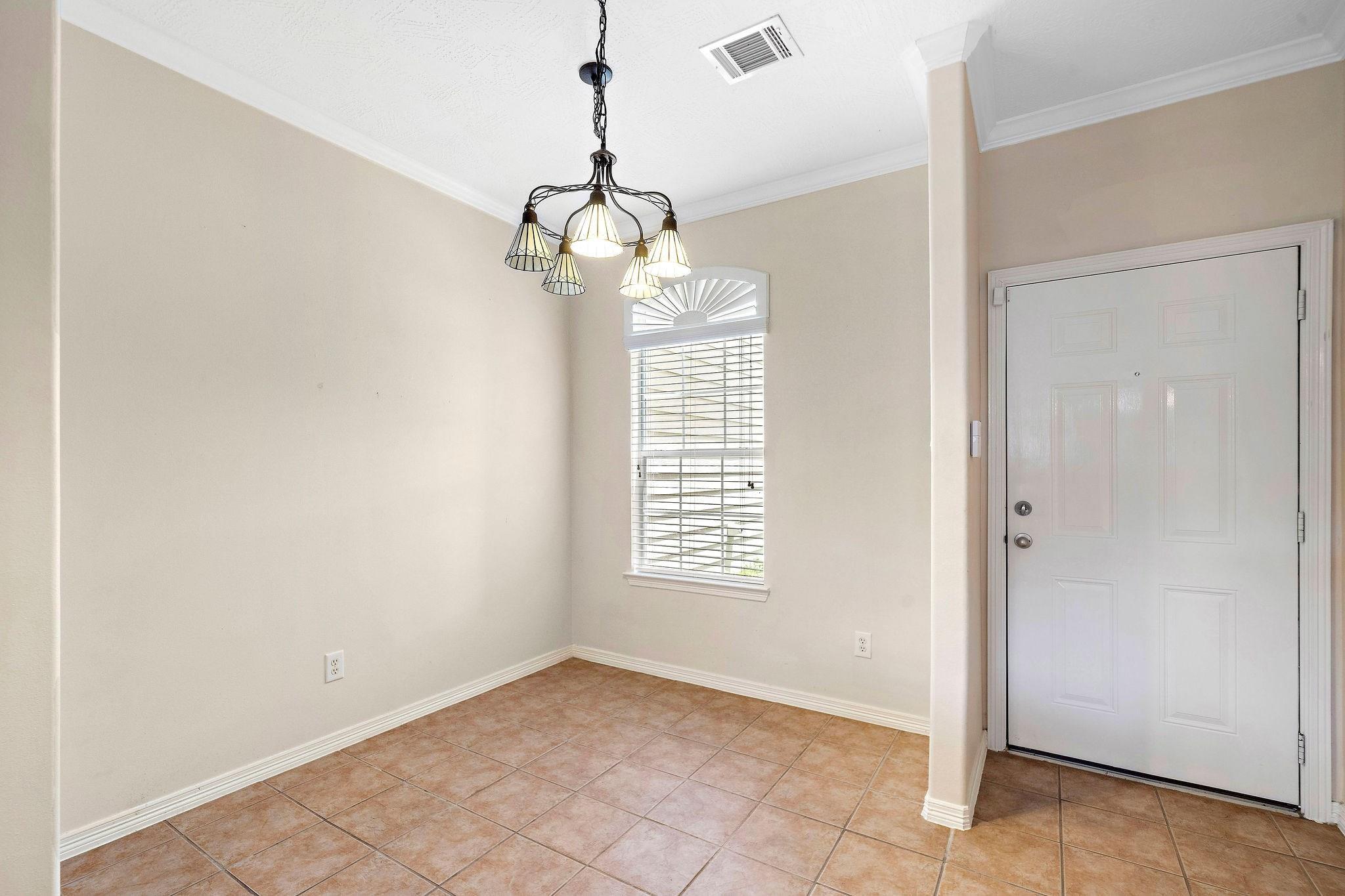 816 Sterling Creek Circle