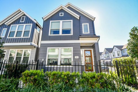 Photo of 964 Lilly Flower Lane, Houston, TX 77091 (MLS # 96902465)