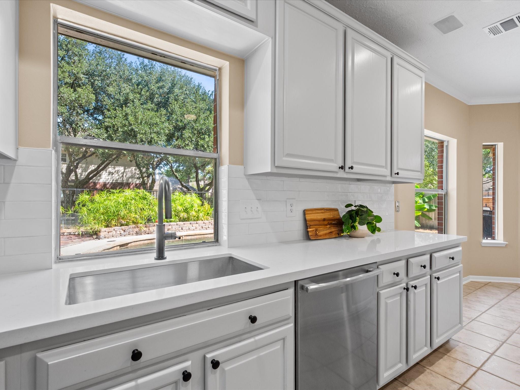 15242 Shapiro Springs Lane