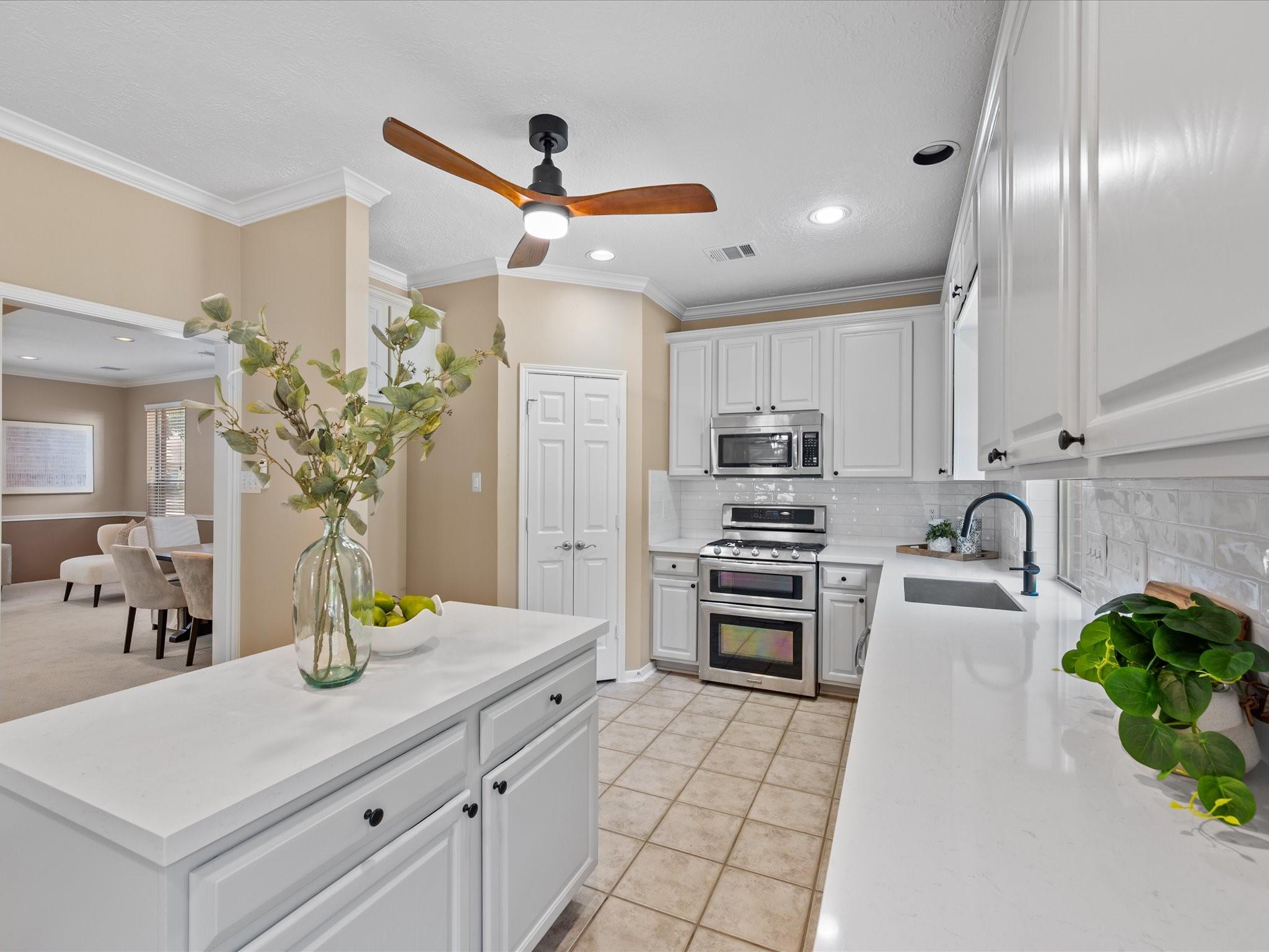 15242 Shapiro Springs Lane