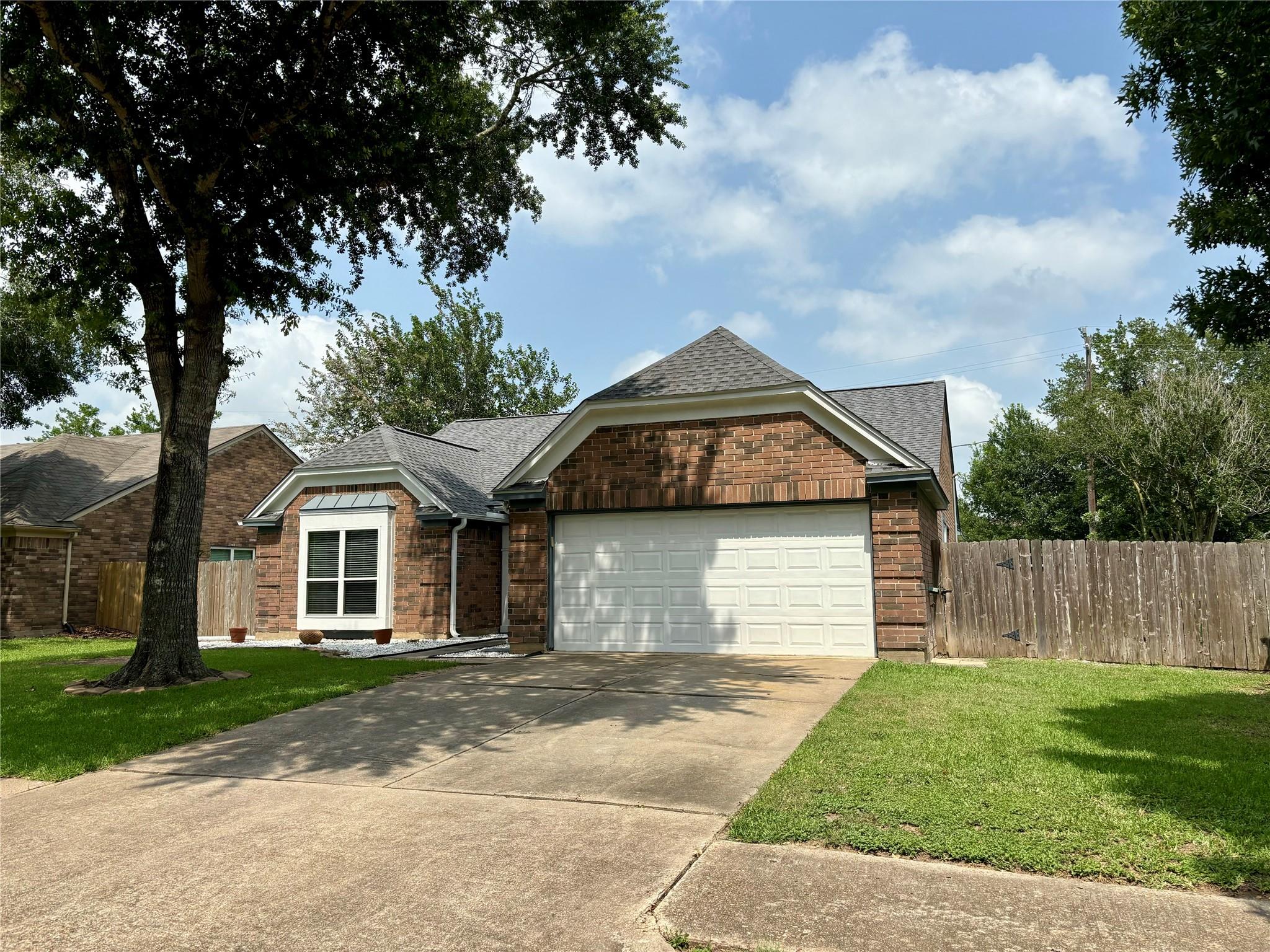 3909 Ashwood Drive