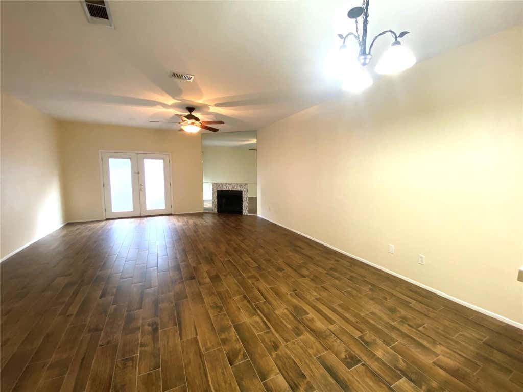 Photo of 7655 Cambridge Street #7655, Houston, TX 77054 (MLS # 7743925)