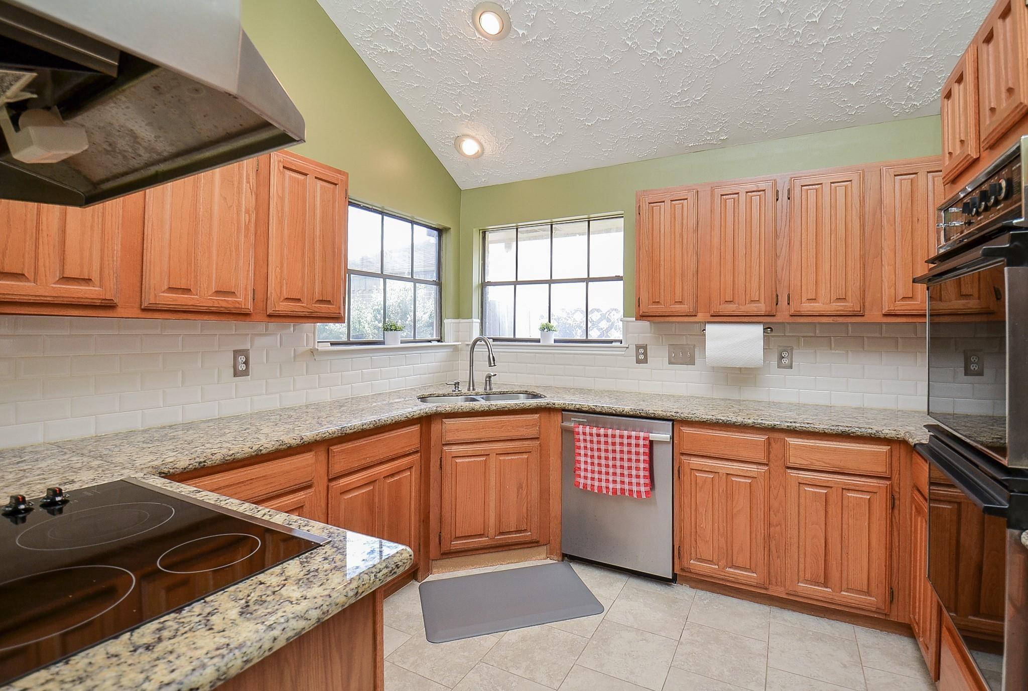 2115 Echo Ridge