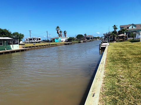 Photo of 2331 Gulfview Drive, Sargent, TX 77414 (MLS # 56120164)