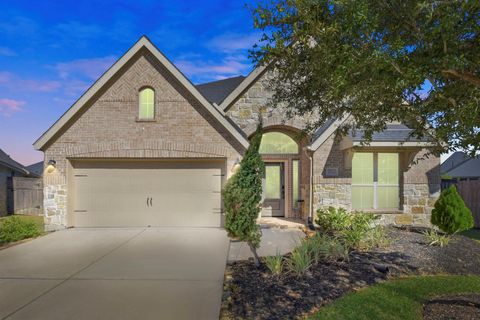 Photo of 29122 Autumn Brook Drive, Fulshear, TX 77441 (MLS # 47017898)