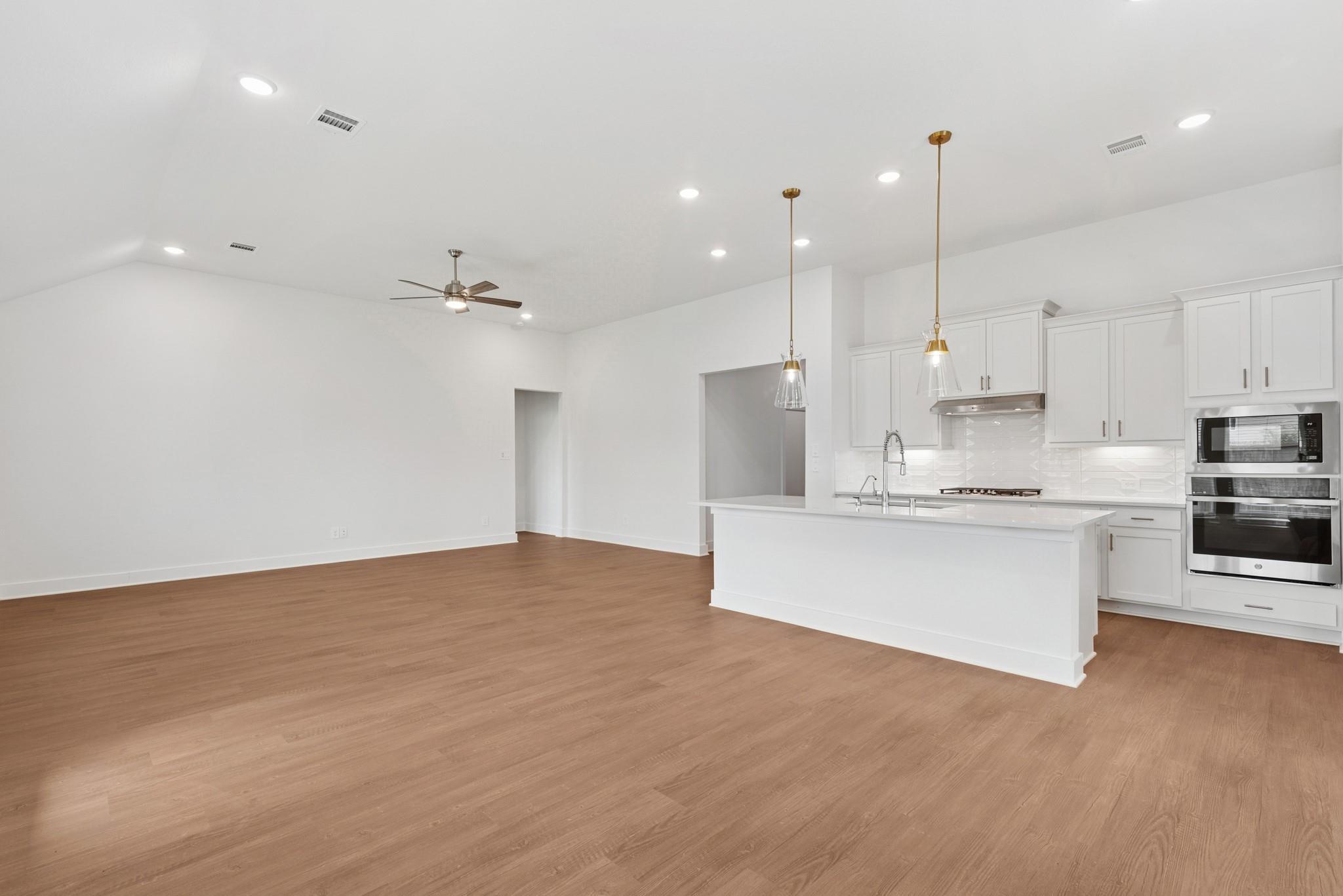 511 Corner Canyon Lane