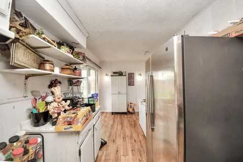 Tiny photo for 2909 Tarpey Avenue, Texas City, TX 77590 (MLS # 53589881)