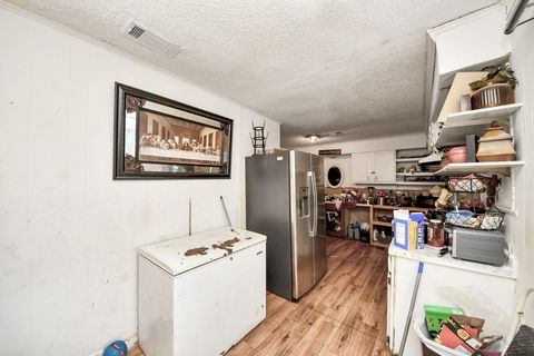 Tiny photo for 2909 Tarpey Avenue, Texas City, TX 77590 (MLS # 53589881)