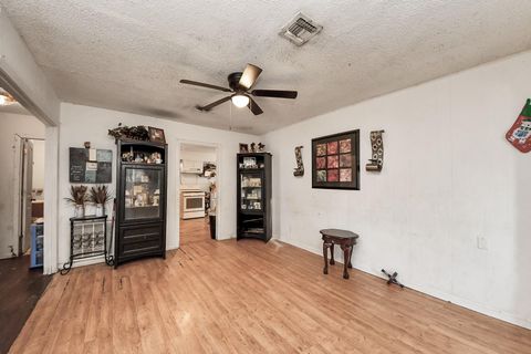 Tiny photo for 2909 Tarpey Avenue, Texas City, TX 77590 (MLS # 53589881)