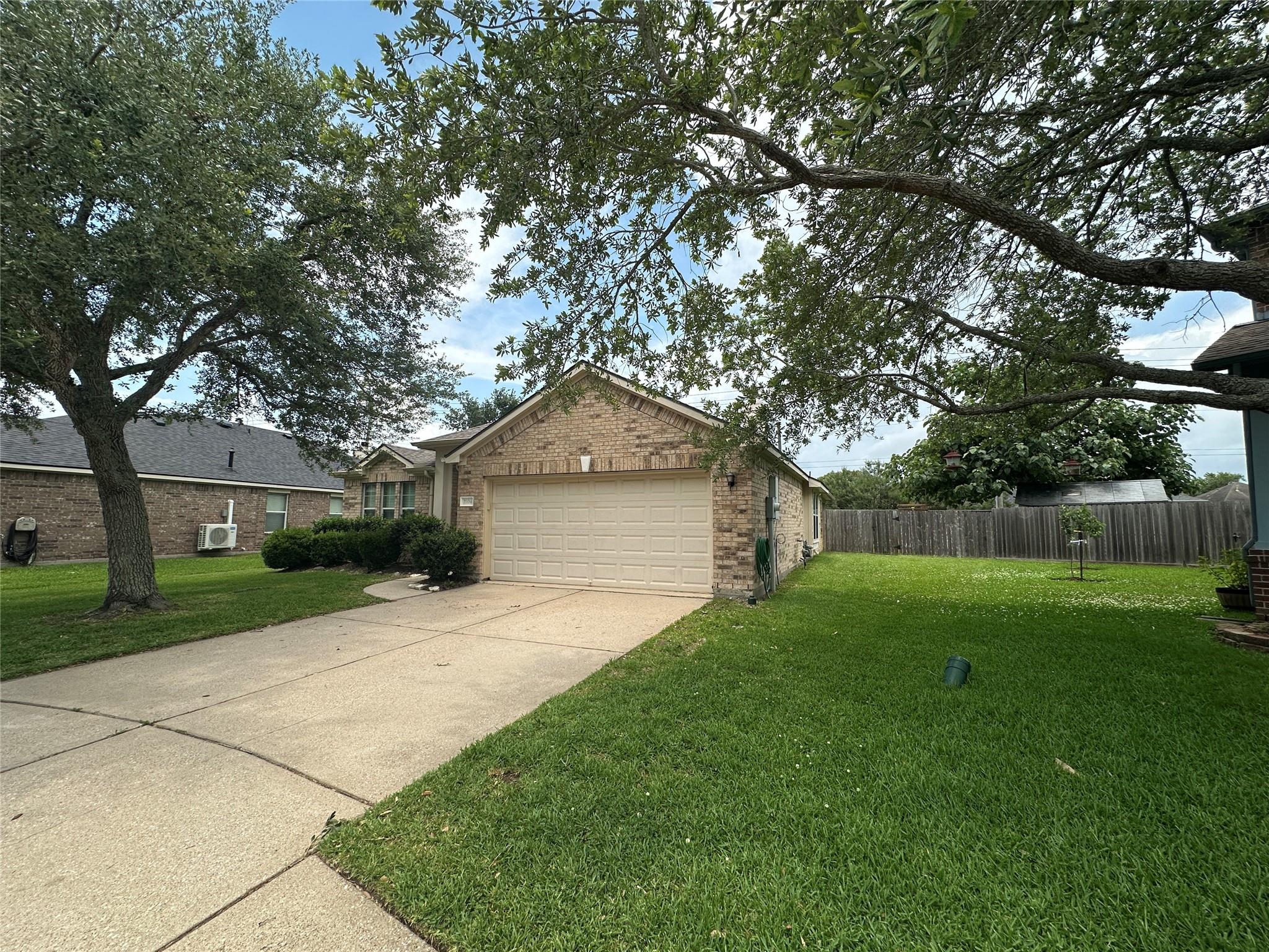 2704 Quail Dove Lane