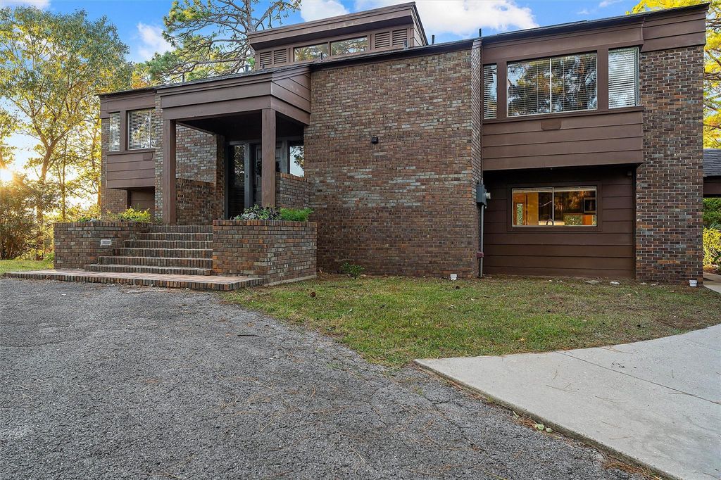 Photo of 246 Watchhill Road, Brookeland, TX 75931 (MLS # 57097845)