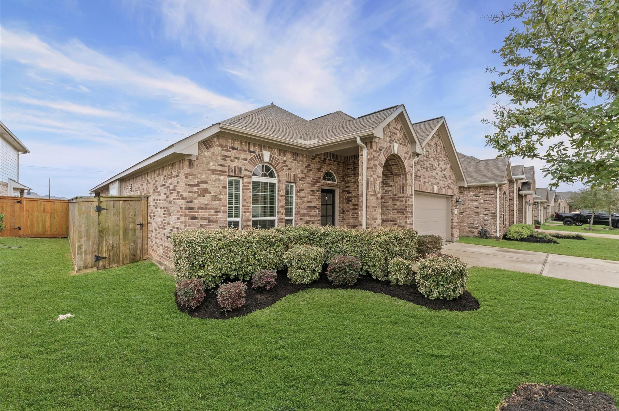 30007 Willow Cove Lane