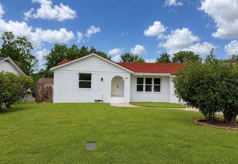 Photo of 4607 Englewood Street, Houston, TX 77026 (MLS # 71404914)