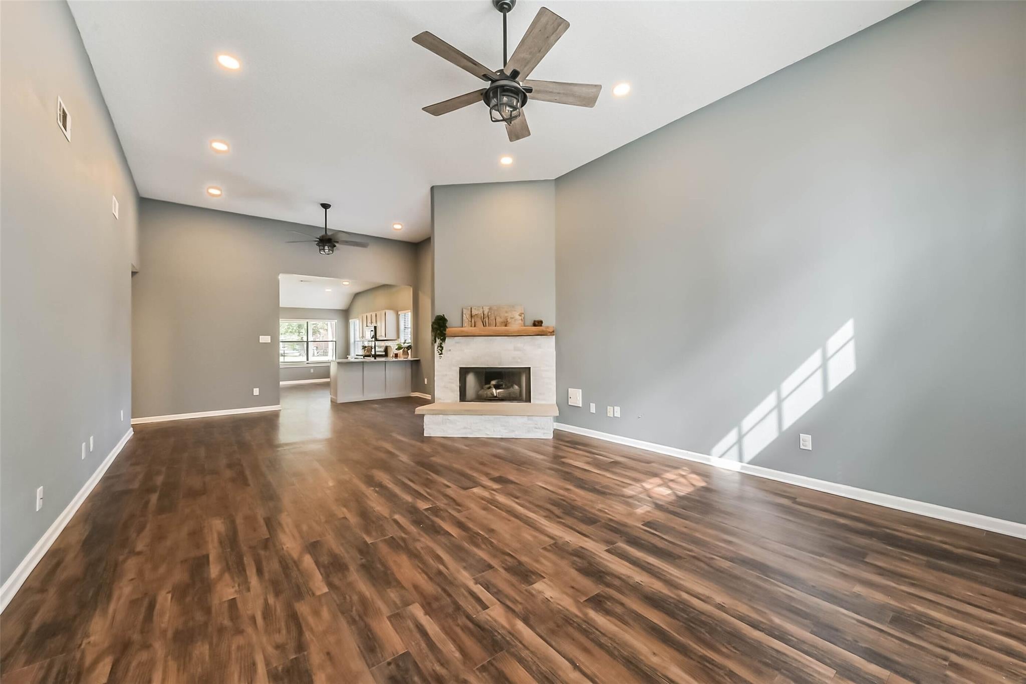 3130 Lake Breeze Lane