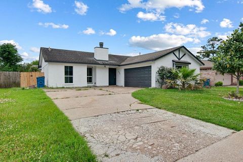 Photo of 3706 Verhalen Avenue, Houston, TX 77039 (MLS # 23945210)
