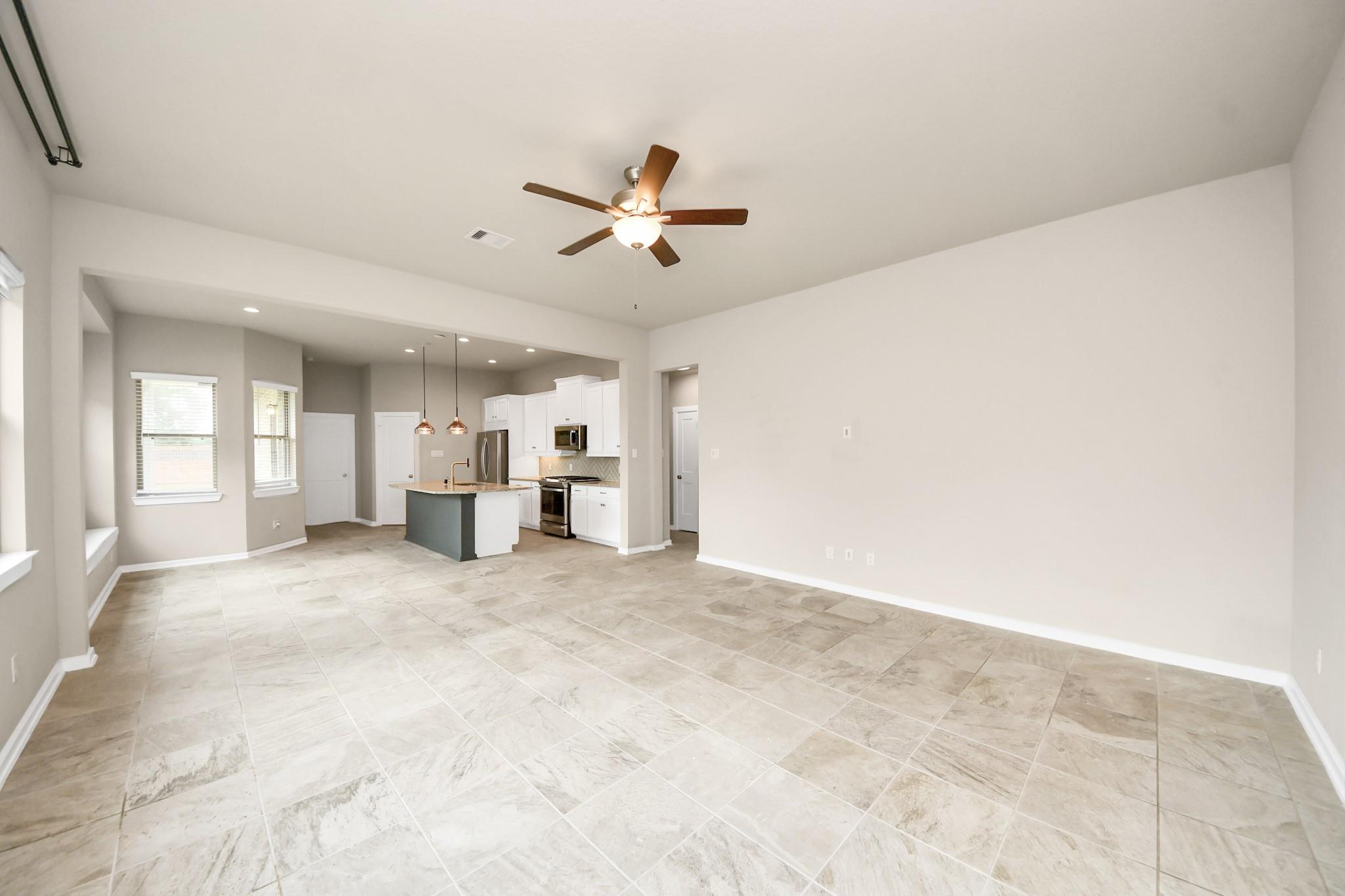 23003 Penstemon Trail