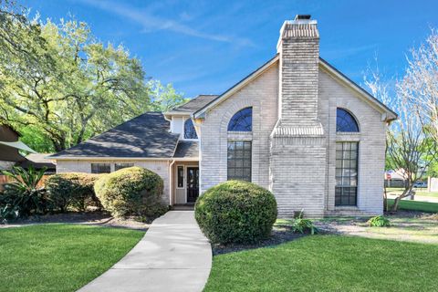 Photo of 3210 Deer Creek Drive, Sugar Land, TX 77478 (MLS # 2000482)