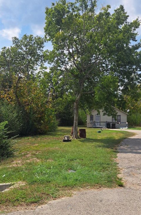 Photo of 838 Fm 1489 Road, Brookshire, TX 77423 (MLS # 64468248)