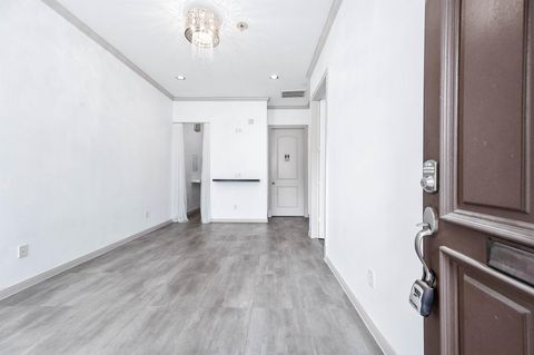 Photo of 12830 Willow Centre Drive #E, Houston, TX 77066 (MLS # 64075561)