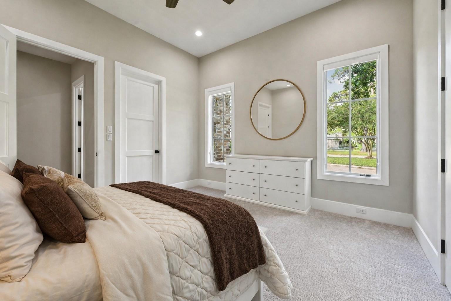 Houston, Texas, 77079, United States, 5 Bedrooms Bedrooms, ,6 BathroomsBathrooms,Residential,Active,2035604