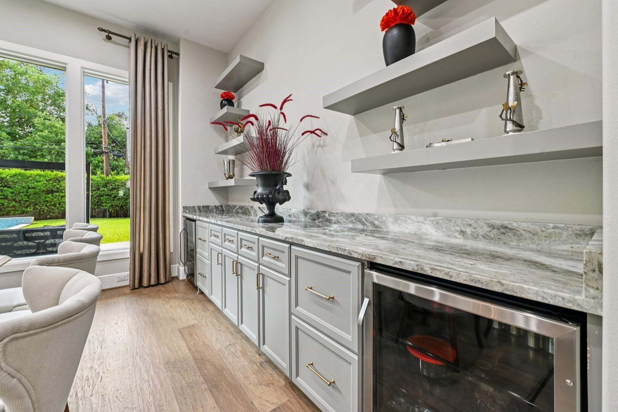 Houston, Texas, 77079, United States, 5 Bedrooms Bedrooms, ,6 BathroomsBathrooms,Residential,Active,2035604