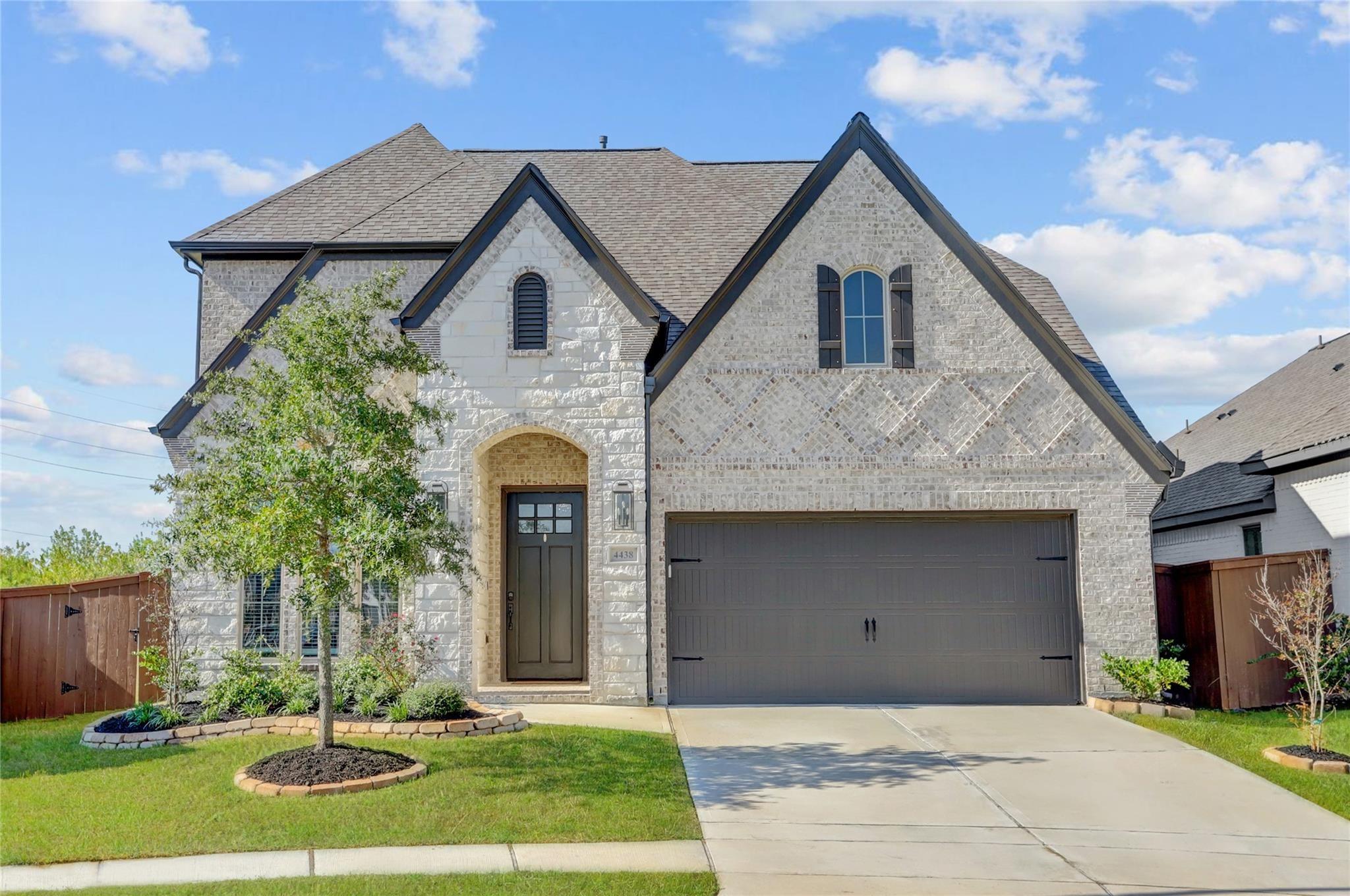 4438 Peloton Road