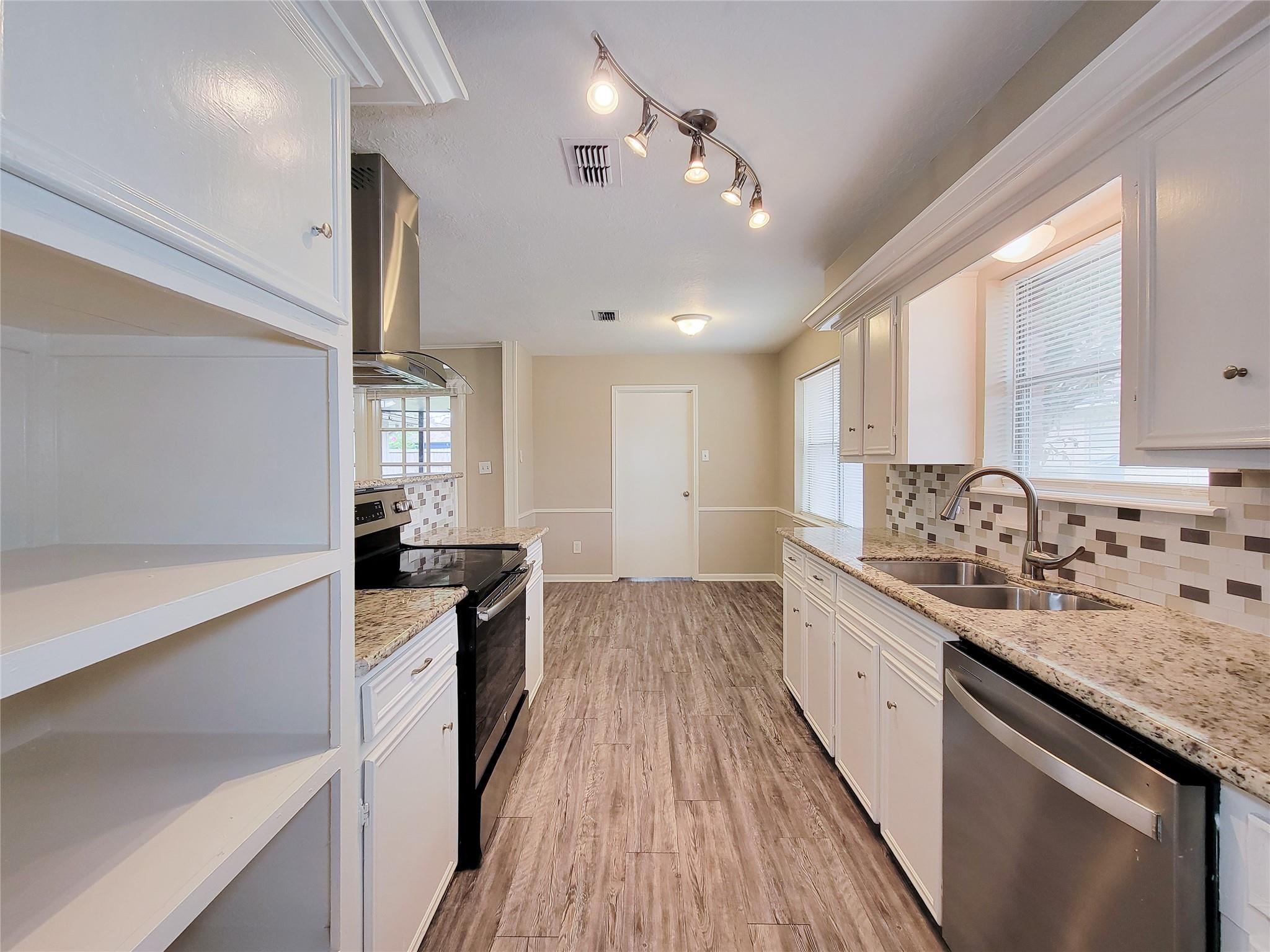 1114 Copper Creek Drive