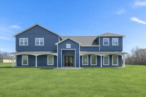 Apartment For Sale - 2464 N Walker Road<br/> Cleveland, TX 77328