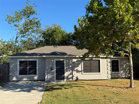 903 Roper Street Houston TX 77034