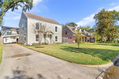 Photo of 4373 Harvest Lane, Houston, TX 77004 (MLS # 77184784)