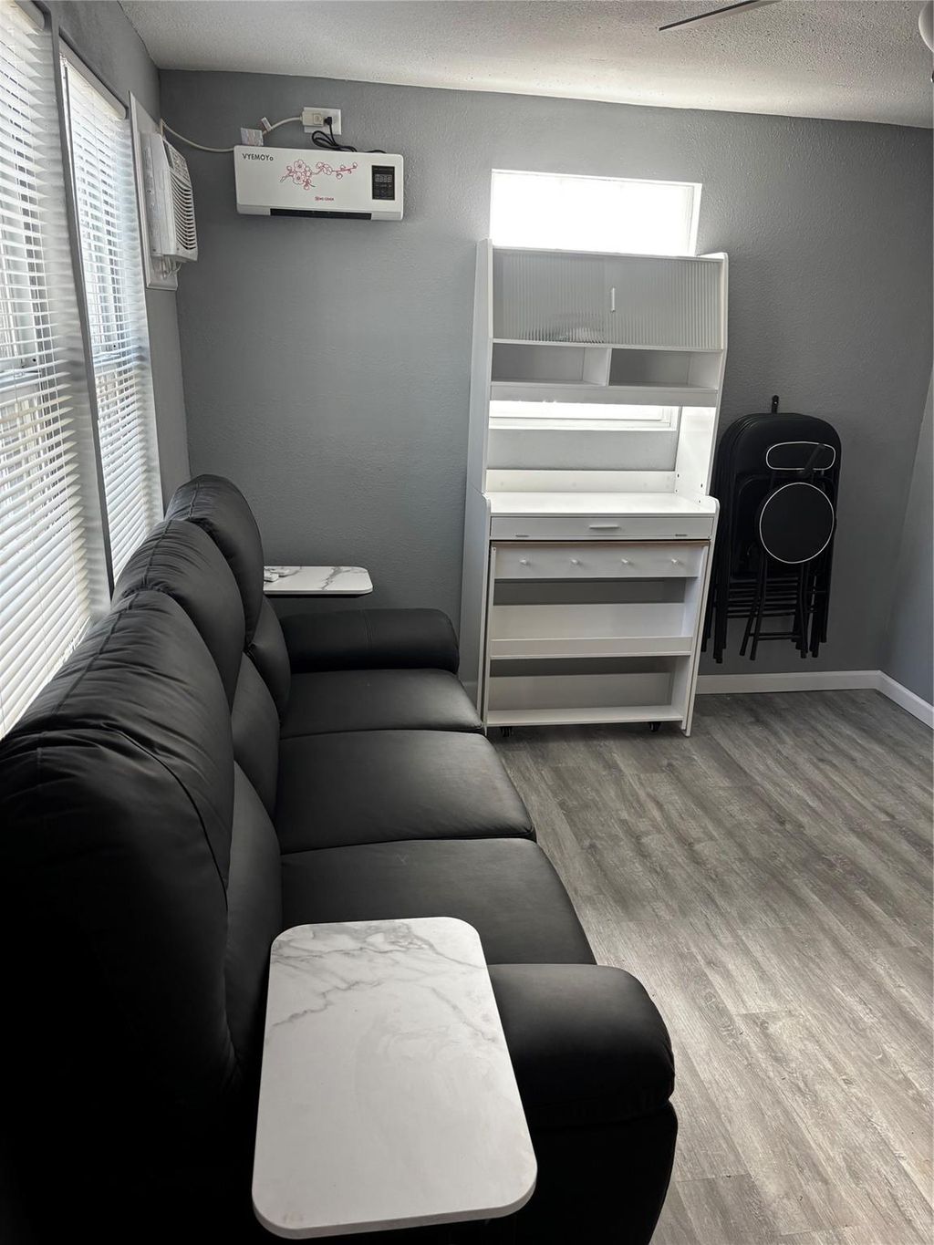 Photo of 100 Ross Street #B, Huntsville, TX 77320 (MLS # 3684080)