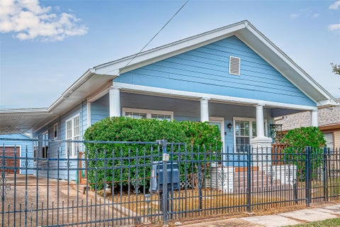 Photo of 118 Jenkins Street, Houston, TX 77003 (MLS # 33502745)