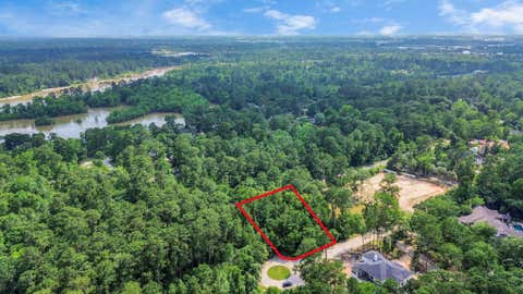 Vacant Land For Sale - 22 Majestic Falls Drive<br/> Kingwood, TX 77339