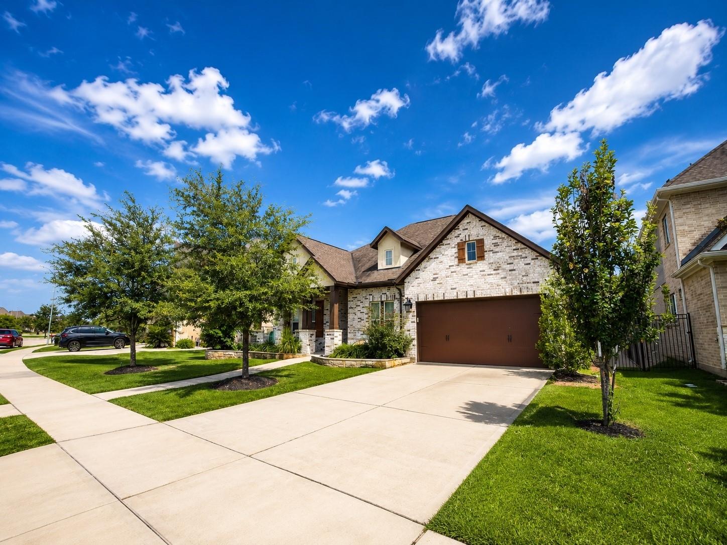 1515 Shining Willow Court