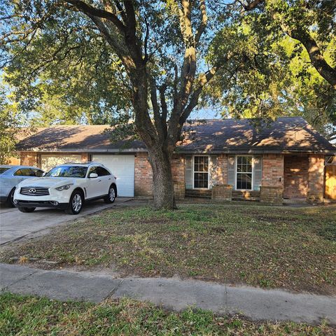 Photo of 10411 Sagewillow Lane, Houston, TX 77089 (MLS # 43010100)