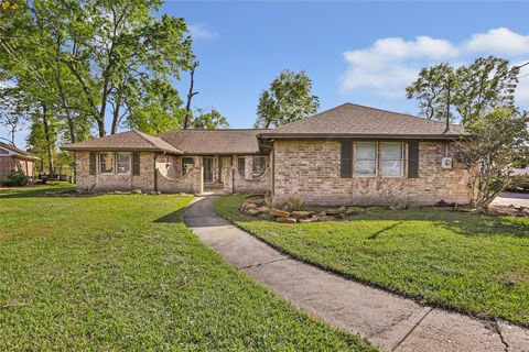 Homes For Sale - 21203 Papoose Court<br/> Crosby, TX 77532