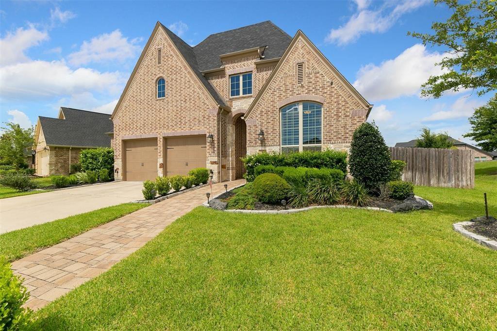 7831 Lago River Lane