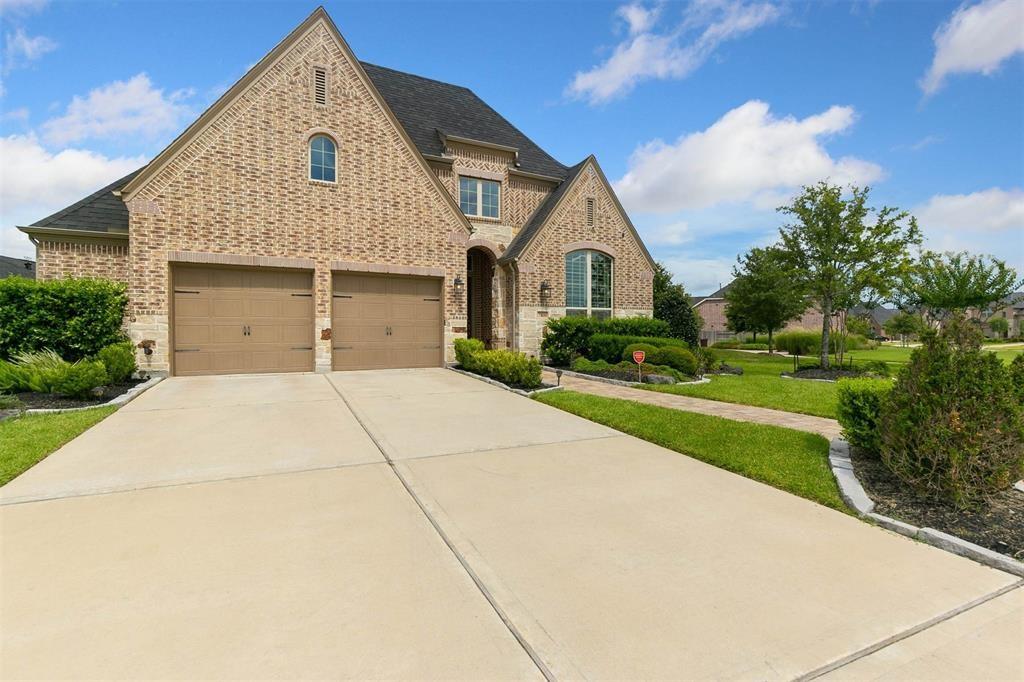 7831 Lago River Lane
