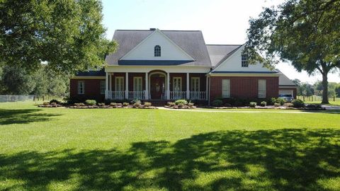 Photo of 1655 Wooten Road, Beaumont, TX 77707 (MLS # 81483663)